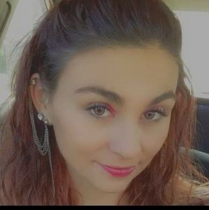 Meet your Posher, Aleah